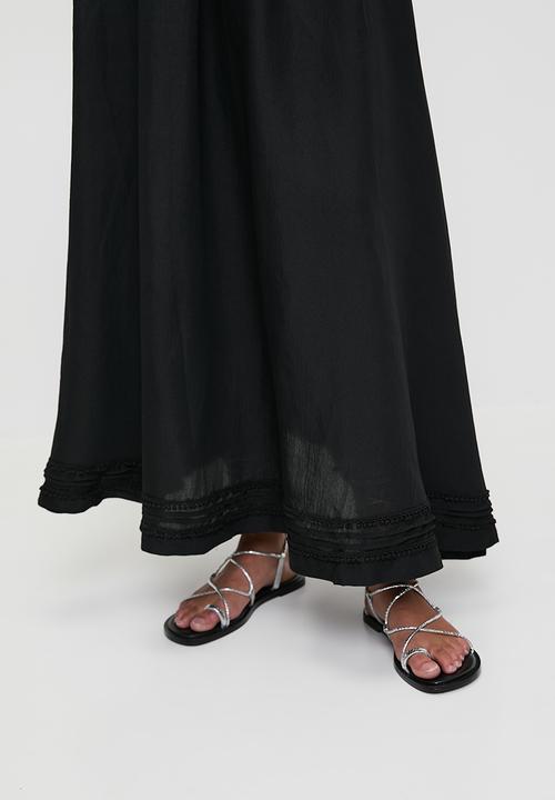 MILLA - Co-ord embroidered skirt - black