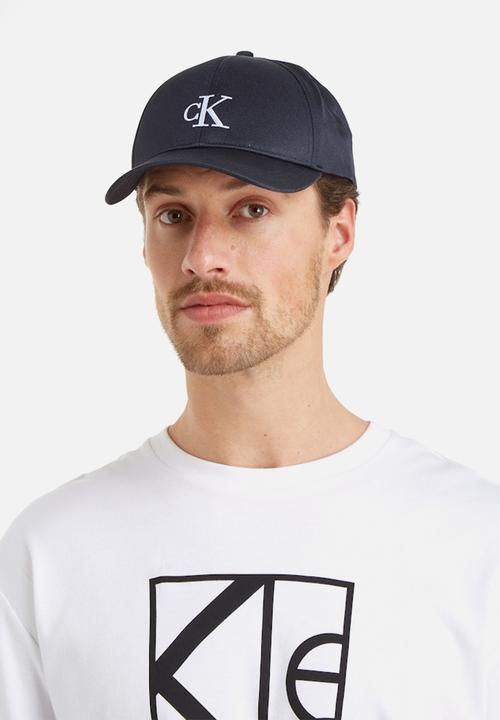Calvin Klein - Monogram embro cap - black