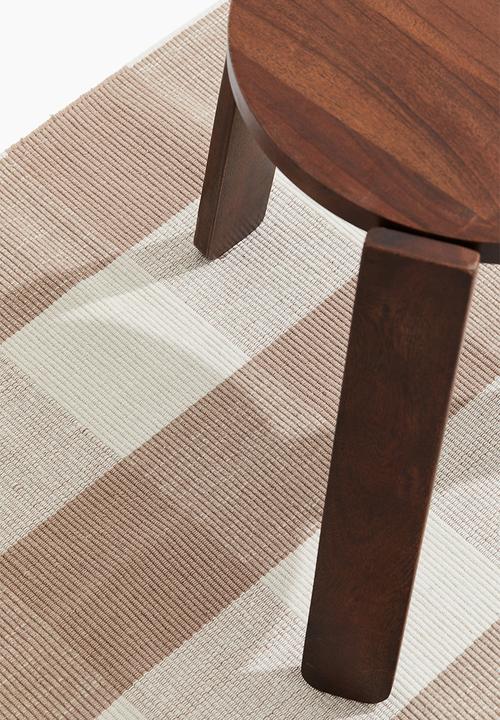 H&M - Checked flat weave runner rug - beige plaid