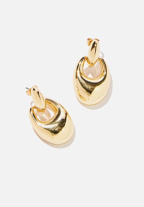 Rubi - Small charm earring - up gold oval doorknocker