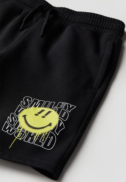 H&M - Print-motif sweatshorts - black smileyworld®
