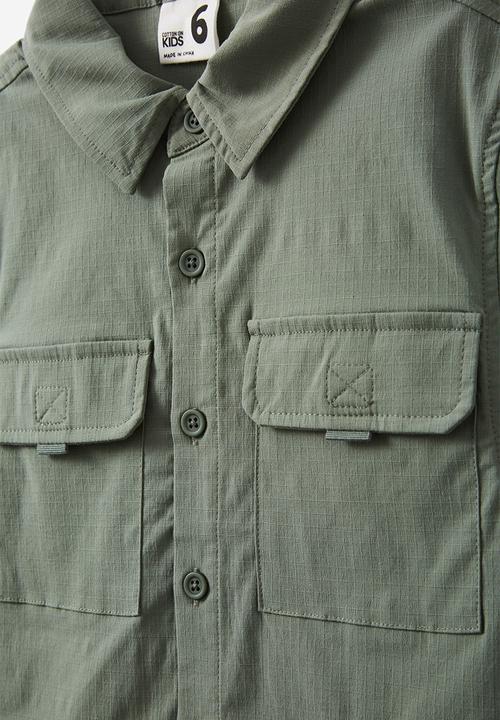 Cotton On - Russell short sleeve shirt - swag green