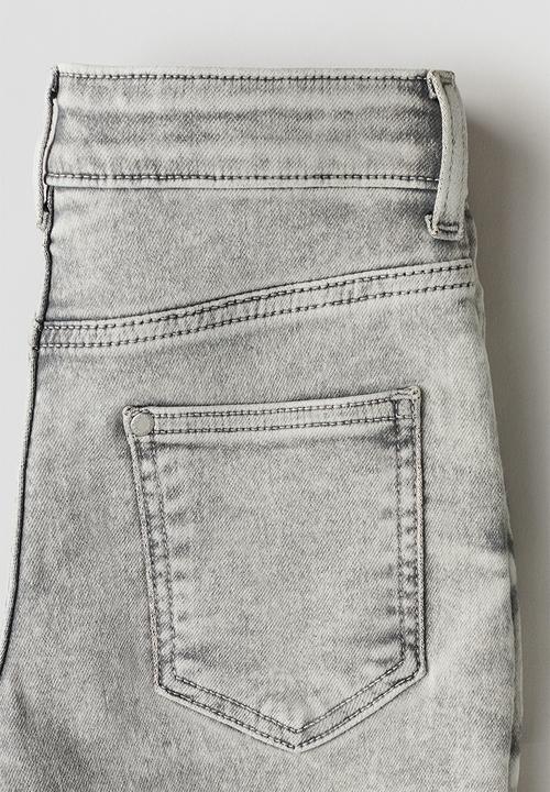 H&M - Super soft denim shorts - light denim grey
