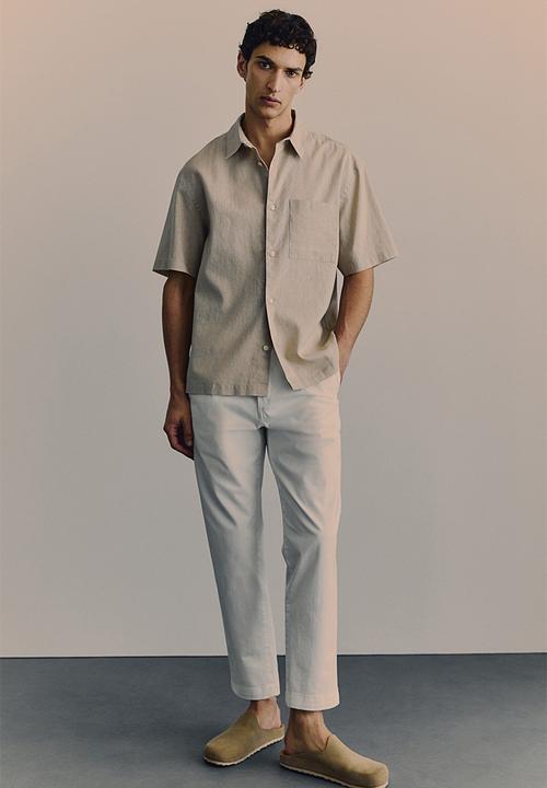 H&M - Loose fit short-sleeved linen-blend shirt - beige
