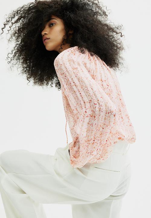H&M - Frill-trimmed crêpe blouse - light pink patterned