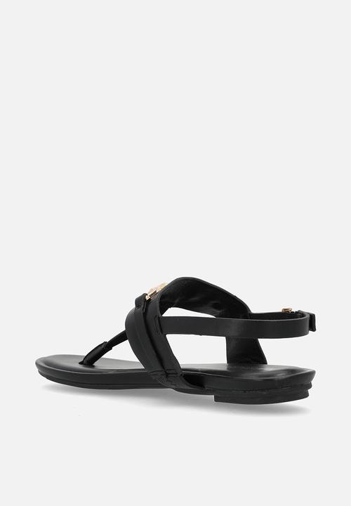 Madison® - Jayzee ankle strap sandal - black