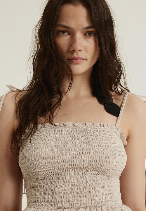 H&M - Tie-strap smocked dress - light beige