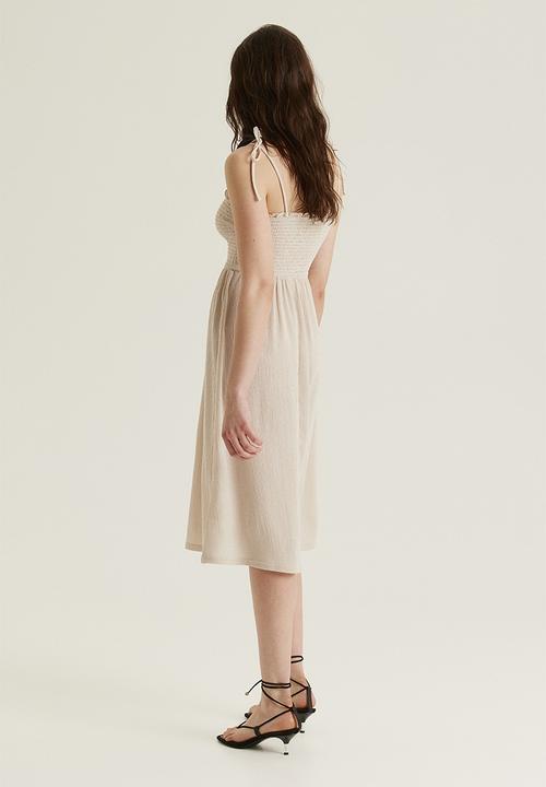 H&M - Tie-strap smocked dress - light beige