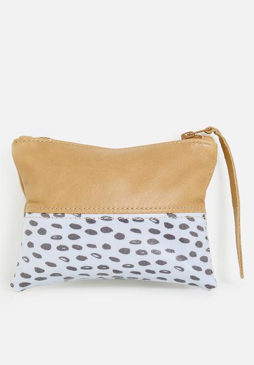 Thandana - Travel pouch Laminated Fabric - Seed White