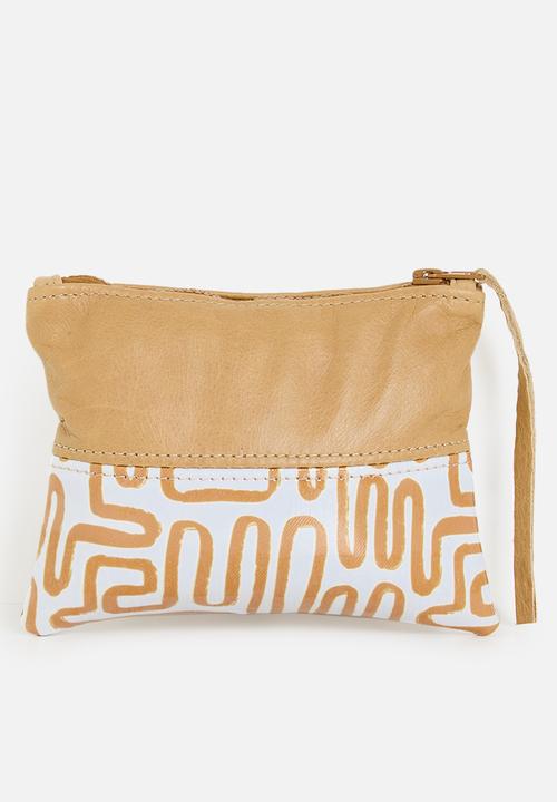 Thandana - Travel pouch Laminated Fabric - Geo Sand
