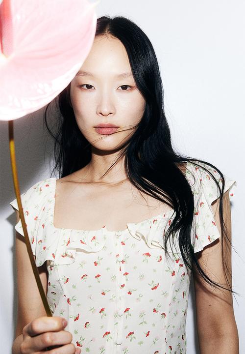 H&M - Frill-trimmed top - cream/small flowers
