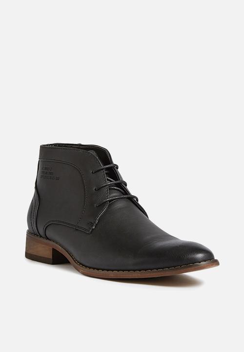 Gino Paoli - Distressed Ankle Boot