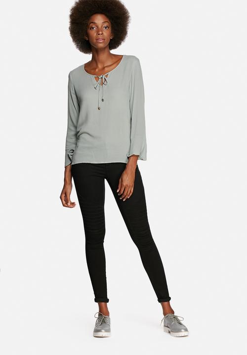 ONLY - Taffy bell-sleeve top