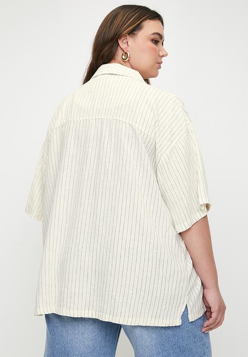 Cotton On - Plus Haven Short Sleeve Shirt - Dahna Pinstripe
