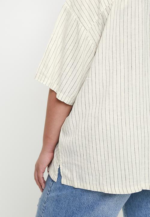 Cotton On - Plus Haven Short Sleeve Shirt - Dahna Pinstripe