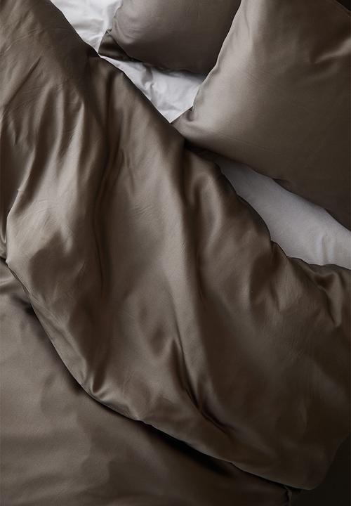H&M - Satin double/king duvet cover set - mole