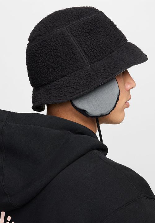 Nike - Nike Apex