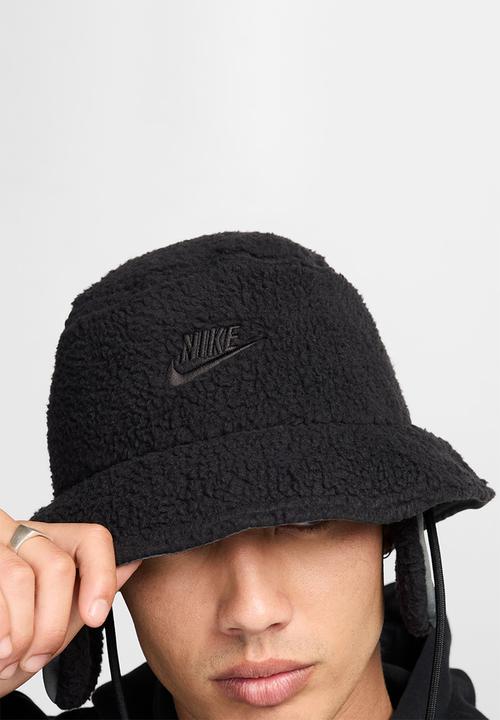 Nike - Nike Apex