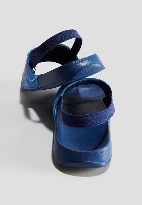 H&M - Printed pool shoes - dark blue spider-man