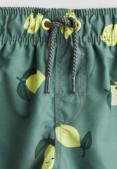 H&M - Printed swim shorts - green lemons