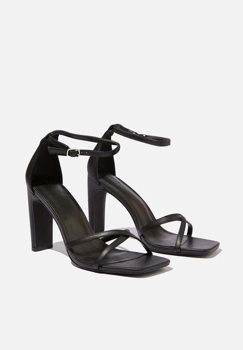 Cotton On - Minnie strappy block heel - black smooth