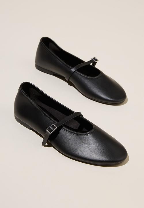 Cotton On - Romy Mary Jane - Black Smooth