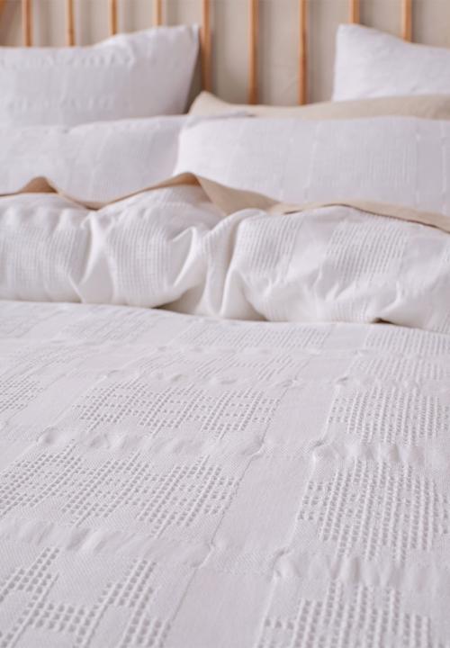 Linen House - Seren Duvet Cover Set - White