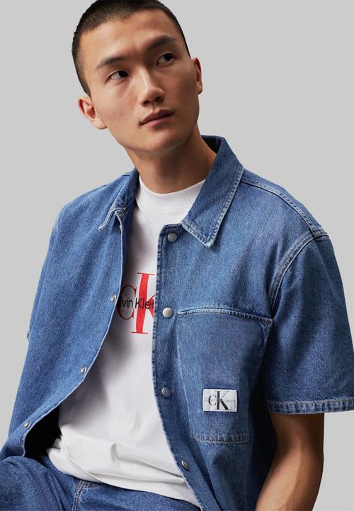 Calvin Klein - CAMP Denim Short Sleeve Shirt - Denim Medium
