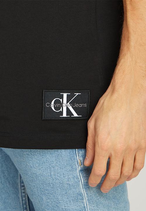 Calvin Klein - Badge relaxed tee - Ck Black