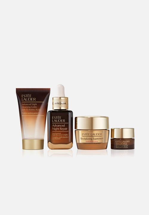 Estee Lauder - Magical Skincare Moments: The Lift + Glow Routine