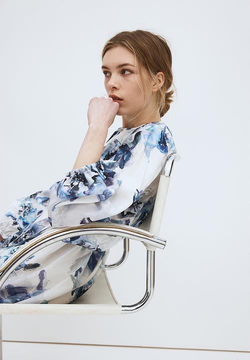 H&M - Tie-belt dress - white & blue floral 