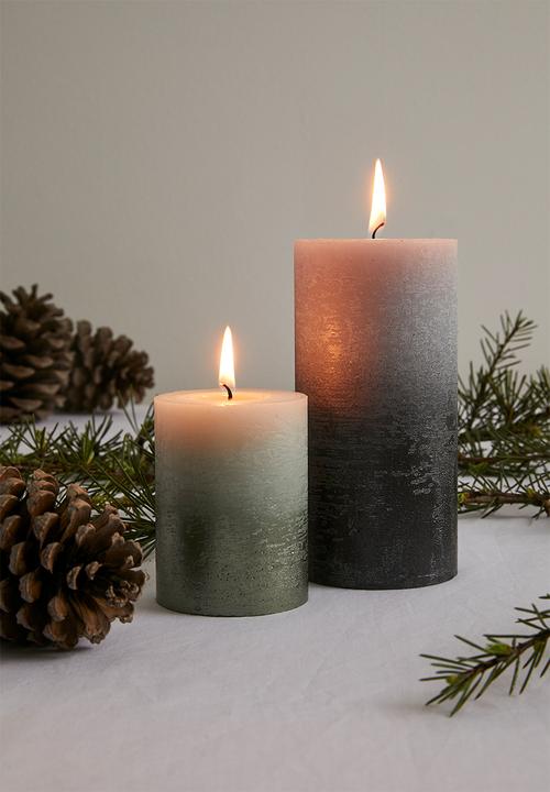 H&S - Dip dye pillar candle set of 2 - green