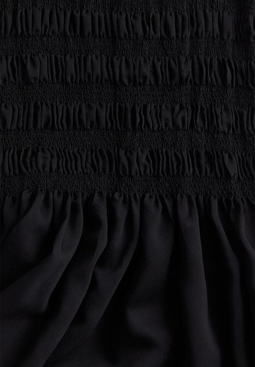 H&M - Smocked maxi dress - black