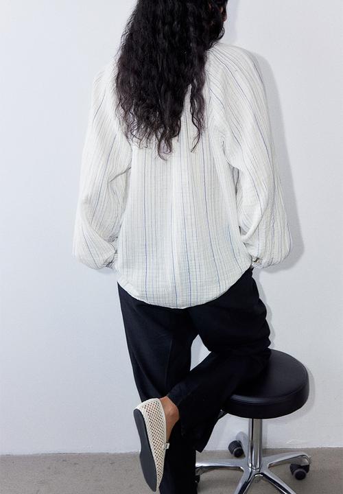 H&M - Double-weave blouse - white & blue striped