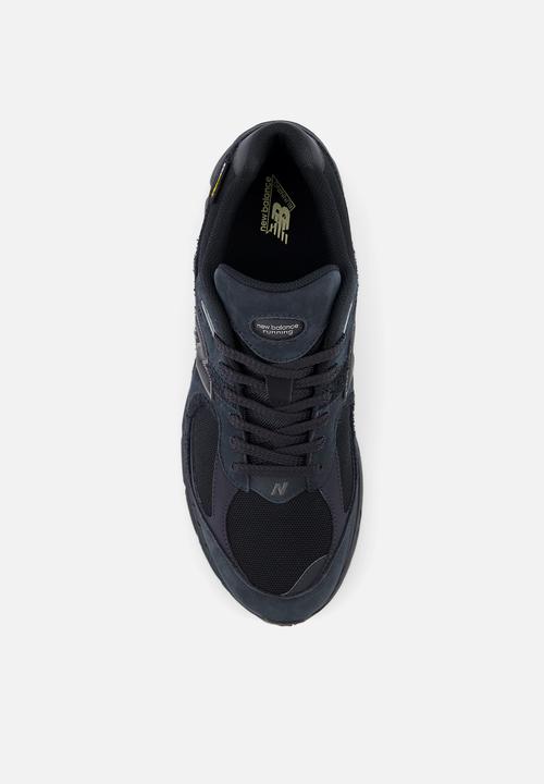 New Balance  - M2002RPJ - Phantom with Black and Magnet