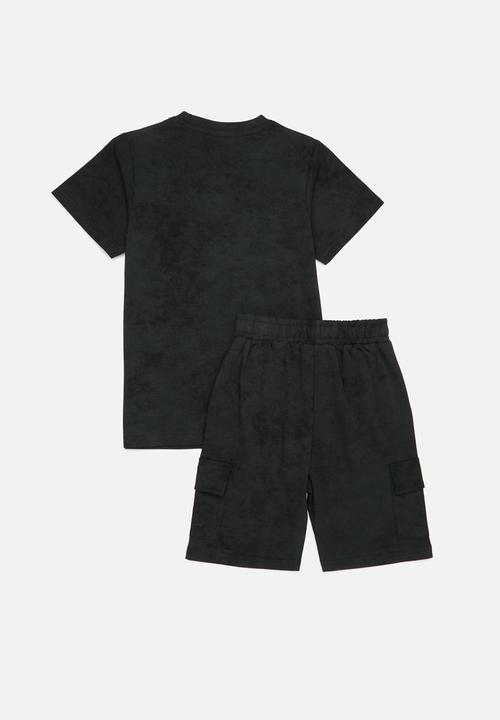 Pop Candy - Tee & cargo short set - black