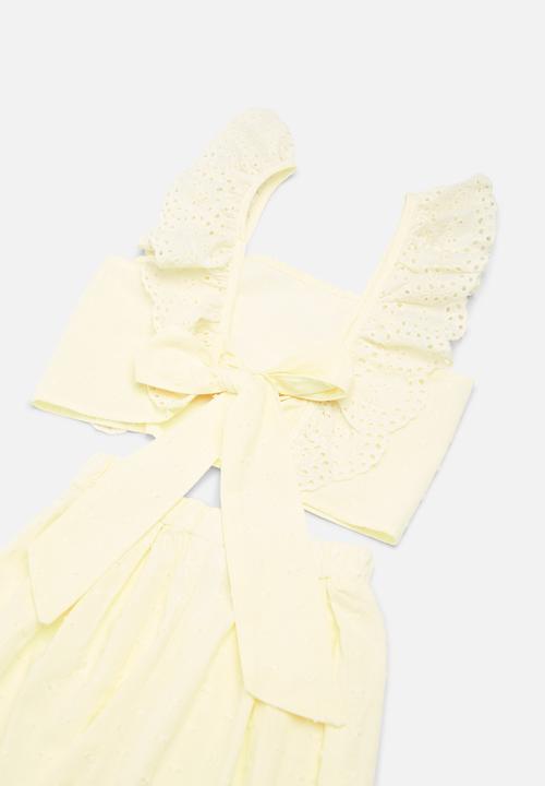 Pop Candy - Frilled top & bottom set - white