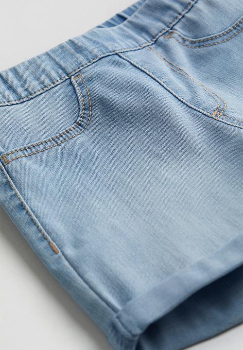 H&M - Denim shorts - light denim blue
