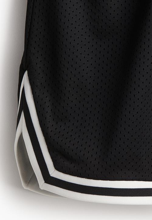 H&M - Drymove™ basketball shorts - black