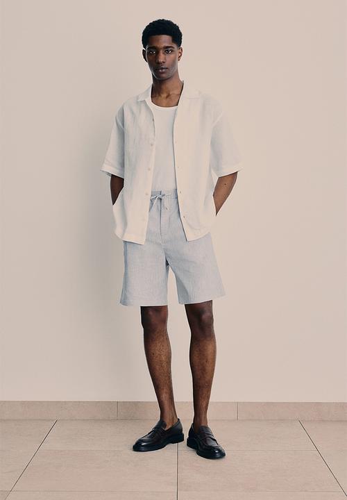 H&M - Regular fit shorts - light grey