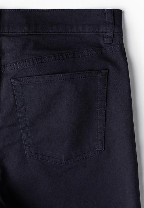H&M - Slim fit cotton twill shorts - navy blue