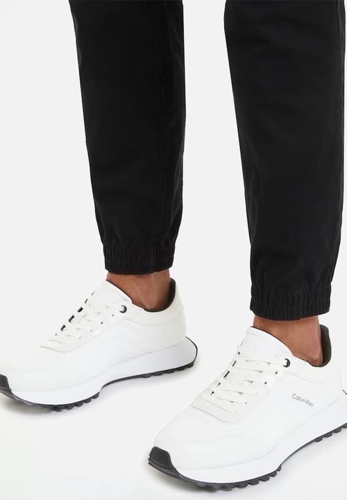 Calvin Klein - Low Top Lace Up W/ Padding