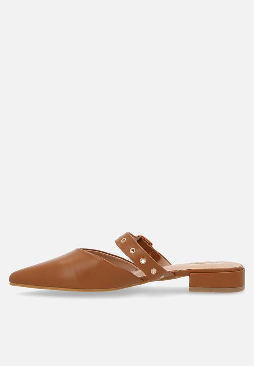 Plum - Raya slip-on flat - all tan