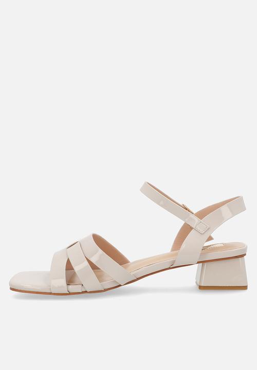 Plum - Hattie block heel - neutral