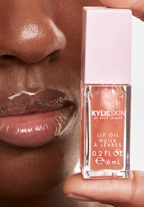 Kylie Cosmetics - Kylie Skin Strawberry Lip Oil