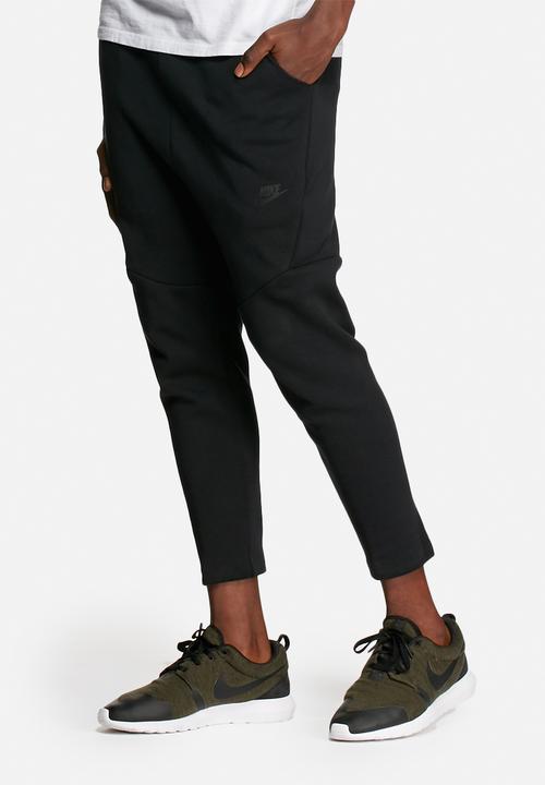 Nike - Tech fleece cropped pants