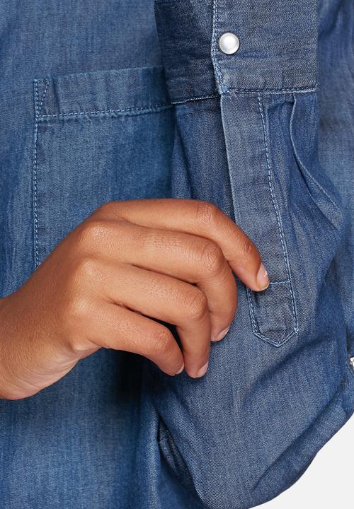 ONLY - Always cropped shirt