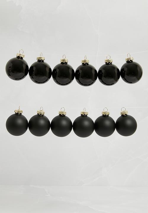 H&S - Merry xmas tree baubles - black