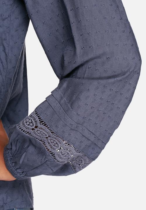 ONLY - Clotilda bell sleeve shirt