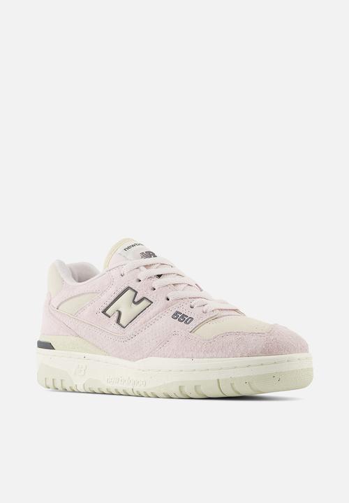 New Balance  - BB550